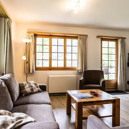 Hendema, Apartament Ernen